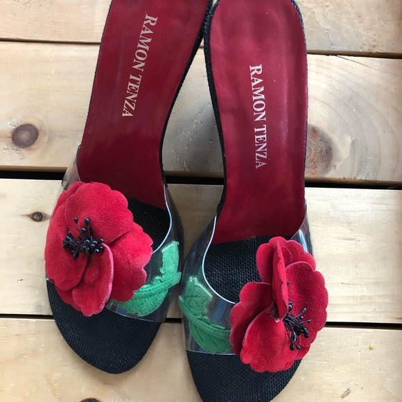 Classy SEXY  Designer Sandal - Picture 2 of 2